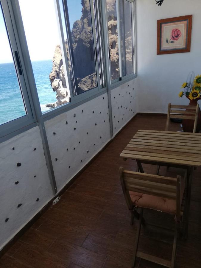 Apartment On The Beach And Ocean Sounds Fasnia Exterior photo